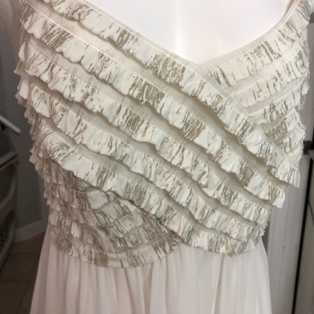 Laura Plus Off White Chiffon Ruffle Gown Size 14 Bridal Black Tie Formal - Picture 4 of 9